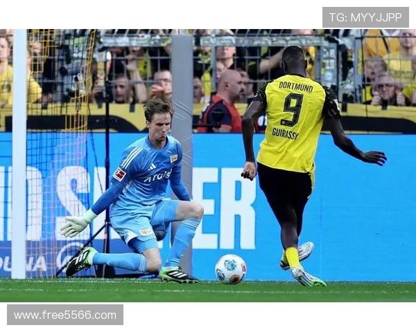 科瓦奇感谢鲍姆加特鸣不平同心